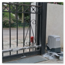 Συρόμενοι μηχανισμοί αυλόπορτας